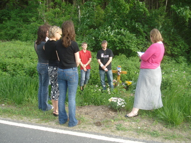 lesung an der Unfallstelle von caspar und Sven am 29.5.2008.