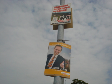 npd- und cdu-plakat in pirna